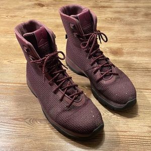 AIR JORDAN FUTURE BOOT NIKE MENS SIZE 10.5 NIGHT MAROON WATERPROOF